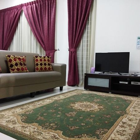Masayu Putrajaya Homestay Ngoại thất bức ảnh